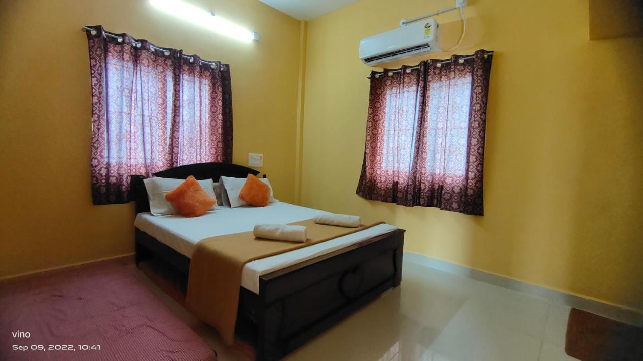 Aadhya guest house Tiruvannāmalai Extérieur photo